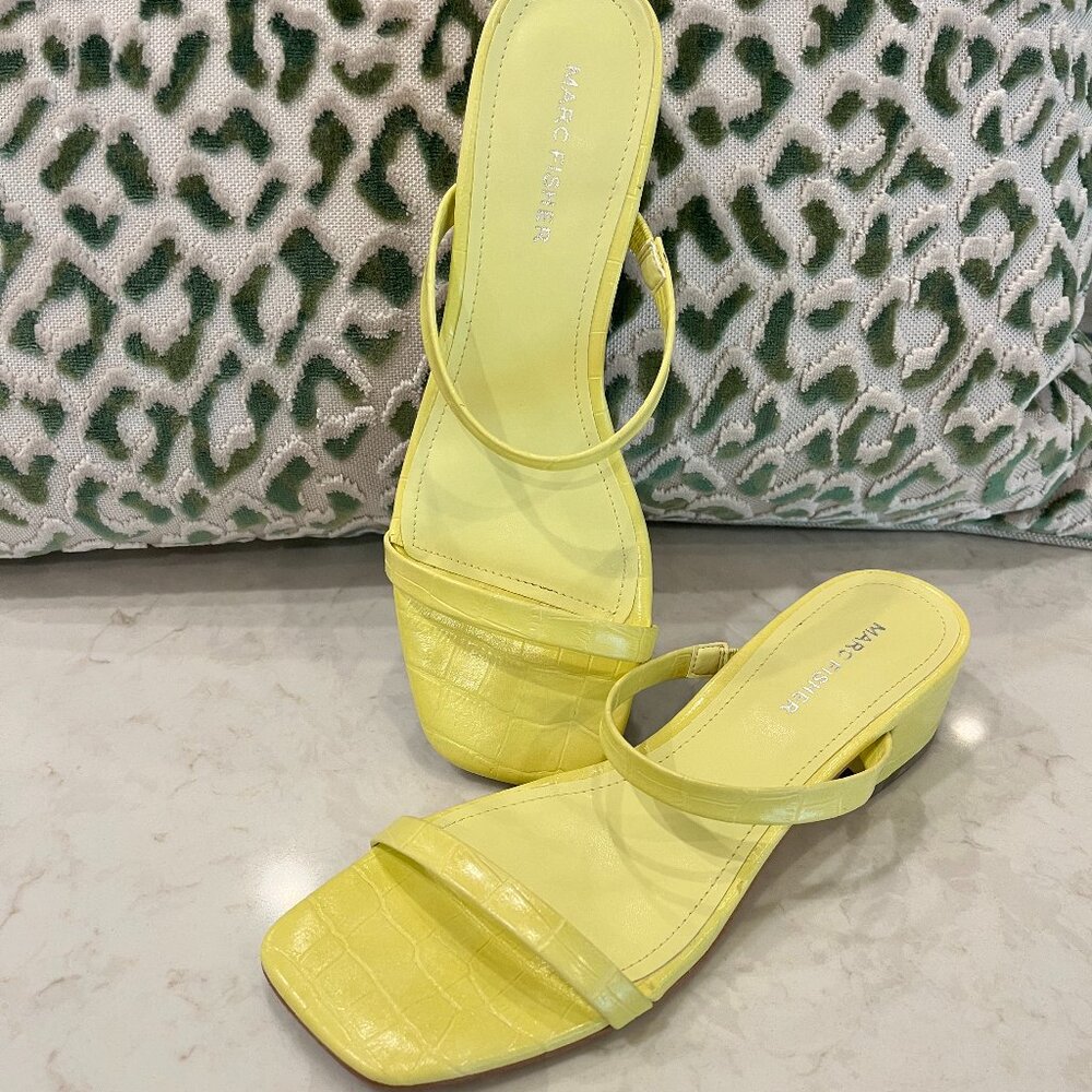 Marc Fisher 7.5 Yellow Sandals